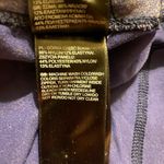 The North Face  Capri Yoga Pants - size medium Photo 5