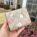Coach NWT Snap Wallet In Signature Canvas With Floral Print Photo 1