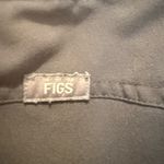 FIGS Kade Cargo Scrub Pants in Charcoal Straight Leg Red Tie size Small Petite Photo 9