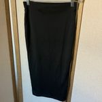 Forever 21  Classic Black skirt 
Medium Photo 4