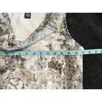 89th & Madison Chiffon Paisley White/Silver/Gold Cowl Sleeveless Blouse‎ Size M Silver Size M Photo 6