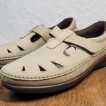 SAS Womens Roamer Shoes 9 Tan Tripad Comfort Leather Slip On Loafer Mocassin Photo 1