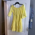 Shoulder Mini Short Sleeve Short Sleeve Dress Yellow Size 6 Photo 1