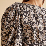 Merlette Carslile floral Photo 2