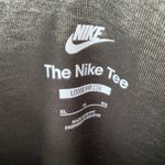 Nike NWT We Fly To Defy Green Boxy Tee Size XL Photo 2