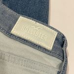 Hollister  Curvy High-Rise Mom Jean - Blue - 24 Photo 7