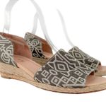 FS/NY Rapture Gray Geometric Print Canvas Open Toe Wedge Espadrilles Size 7 Photo 0