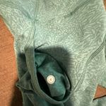 Lululemon Invigorate HR Tight 25” Photo 5