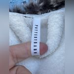 Pottery Barn  White Faux Fur Trim robe size medium Photo 9