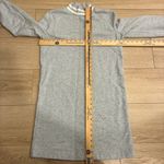 Vineyard Vines  Women’s Varsity Tipped Sweatshirt Dress Gray Heather White Size S Photo 2