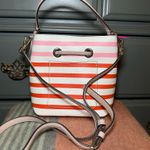 Kate Spade New York Eva stripe small bucket bag Photo 3