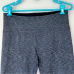Tuff Athletics  Gray Heathered Crop Leggings Size Large Photo 2