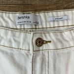 Bershka  Women's Cream Straight Leg Jeans Photo 4