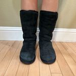 UGG  Classic Tall Black Shearling Boots - Womens Size 6 Photo 2