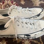 Converse  Chuck Taylor Shoes Photo 6