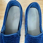 ALDO Embossed Velvet Slip On Sneakers Blue White Size 7.5 Photo 9