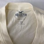 Hollister Cream Tee Shirt Photo 4