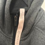 Lululemon jacket Photo 1