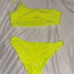 Super down Bikini Photo 1