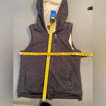Splendid  zipper and hooded vest, lined with faux Sherpa, Size‎ Medium Photo 4