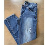 1822 Denim Jeans Size 6 Skinny Distressed Stretch Raw Hem Mid Rise Med Blue EUC Photo 0