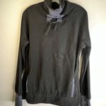 Old Navy  Active Pullover Shirt‎ Photo 5