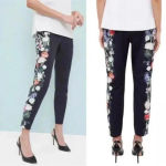 Ted Baker  Baynar Kensington Floral Ankle Grazer Trouser Pants in Black size 2 Photo 1