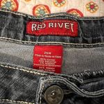 Red Rivet Embroidered Back Pocket Size 26W Jean Shorts Blue Photo 2