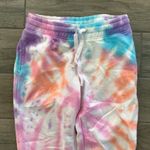 BFFs and babes tie Photo 1