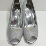 Easy Street  Women's Open Toe Ravish Dress Glitter Pumps in Silver Size 7.5 Photo 10