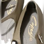 Capezio  Nude Character Shoes Women’s Size 9 Photo 4