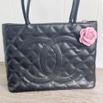 Camellia Flower Vegan Leather Magnetic Bag Charm Photo 5