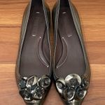 BCBGMAXAZRIA Metallic Bronze Leather Flower Embellished Pointy Flats Size 8.5 Photo 2