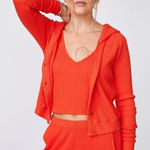 NWT Monrow Samba Red Brushed ribbed V Neck Tank Top Size Large Red Photo 0