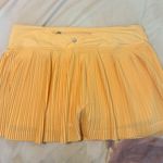 Lululemon Size 8  skirt Photo 1