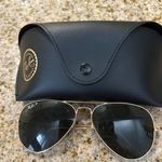 Ray-Ban Aviators Photo 0