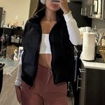 ZARA puffer vest Photo 3