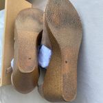 Journee Collection Kedzie Wedge Sandal size 6.5 Photo 13