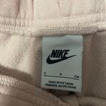Nike Sweatpants Photo 1