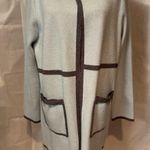 Elle  Gray Sweater with Black Accents Photo 0