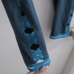 Victoria's Secret Victoria Sport sport leggings cropped capri criss cross mesh bottoms in greenish blue size medium. Photo 4