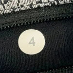 Lululemon  Speed Tight V Power Luxtreme Spray Jacquard White Black Size 4 W5AGJS Photo 6