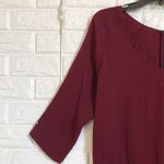 Topshop  burgundy 3/4 sleeve vneck zipper back blouse US size 12‎ Photo 4