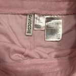Divided Pink Shorts Photo 5