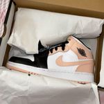 Jordan 1 Mid Arctic Orange Black Toe Photo 0