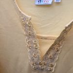 FINAL MARKDOWN Decorative denim & company tee (S) Yellow Photo 1