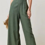 AUDREY PARKS Elegant Green Wide Photo 0