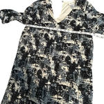 Sienna Sky  V-Neck Shift Dress Size Medium Geometric Neutral Black Office Work Photo 5