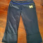 Michigan college capris size medium Blue Photo 0