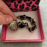 Betsey Johnson Charm Bracelet Photo 1
